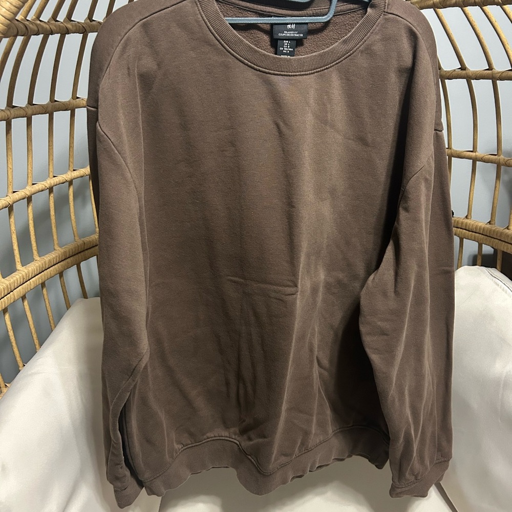 H&M Men's Chocolate Brown Crewneck Sweater